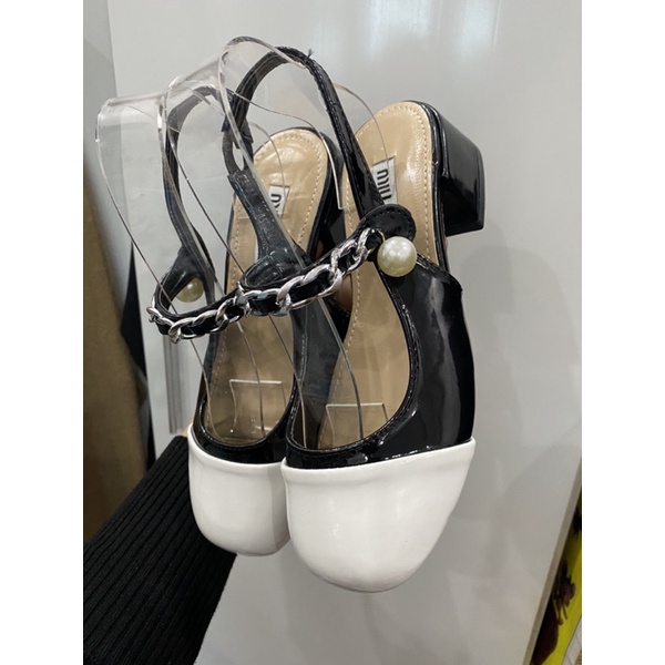 Giày cao gót nữ quai xích mũi đen, sandal 5p,7p, hottrend