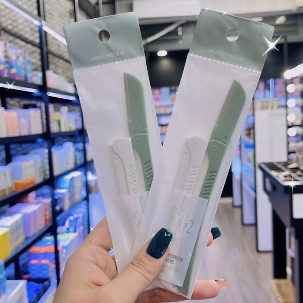 Dụng cụ tỉa cắt lông mày - dao cạo lông mày / chân mày The Face Shop Folding Eyebrow Trimmer TFS set 2 dao