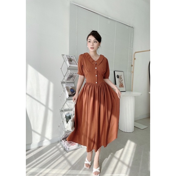 Đầm tiểu thư cổ Peter