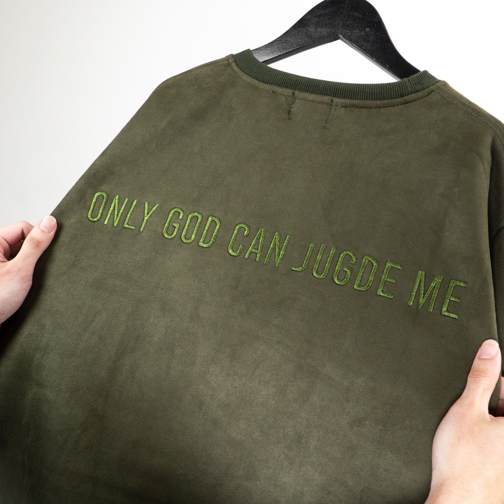 Áo sweater nỉ dài tay The Bad God Emboss da lộn