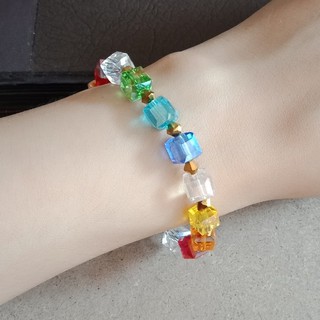 Vòng tay handmade hạt pha lê vuông mix nhiều màu dễ thương style hàn quốc - namimi