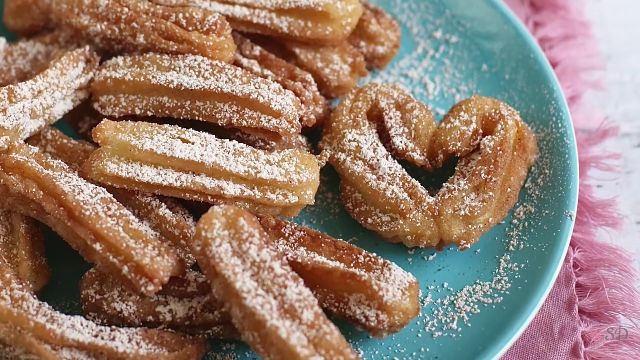 Sách - Khi bếp vắng lò - Nhật ký học làm bánh 3 | BigBuy360 - bigbuy360.vn