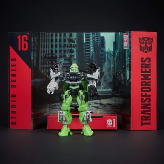 Mô hình Transformer Studio Series Ratchet.