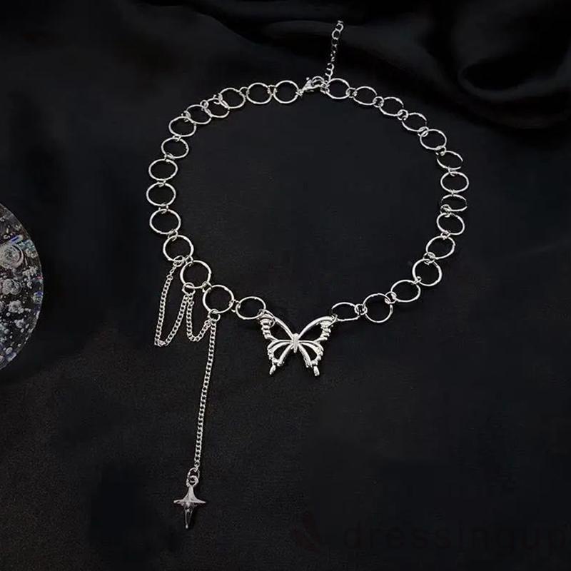 DRE-Women Butterfly Choker Necklace, Silver Adjustable Collarbone Necklace, Wife/ Girlfriend