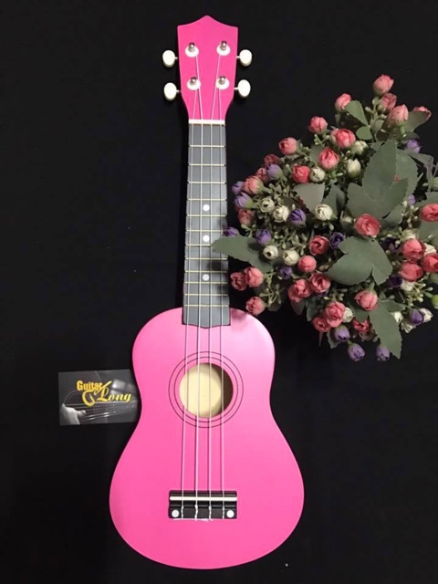 Đàn Ukulele màu hồng