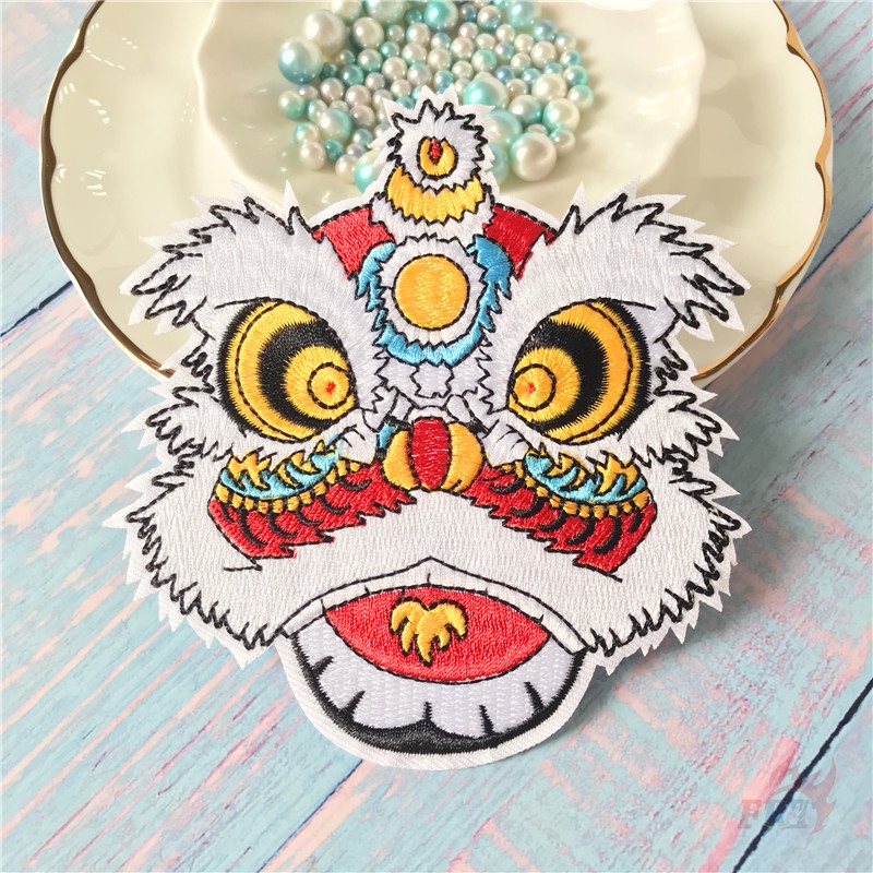 Miếng vá ủi dán thêu hình Pikachu thời trang