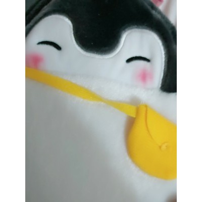 Túi đeo chéo chú chim cánh cụt đeo túi vàng dễ thương, cute