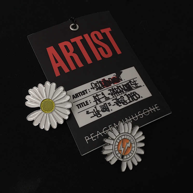 Ghim Cài Áo Hình Hoa Cúc 22163 Thời Trang Cho Nam Nữ