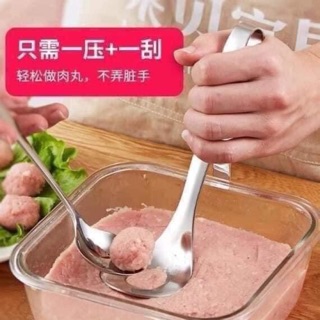 THÌA LÀM CHẢ VIÊN THỊT TIỆN DỤNG