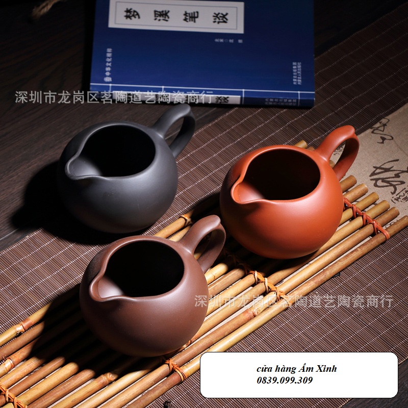 Tống Chuyên trà bằng gốm tử sa 360 ml