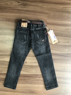 Quần jean bé trai kèm belt