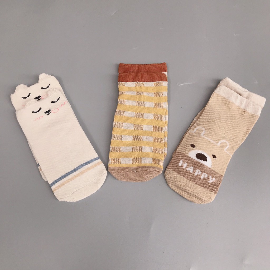 Set 3 đôi tất cotton Robibaby chất mịn đẹp có chống trượt cho bé 6-24 tháng