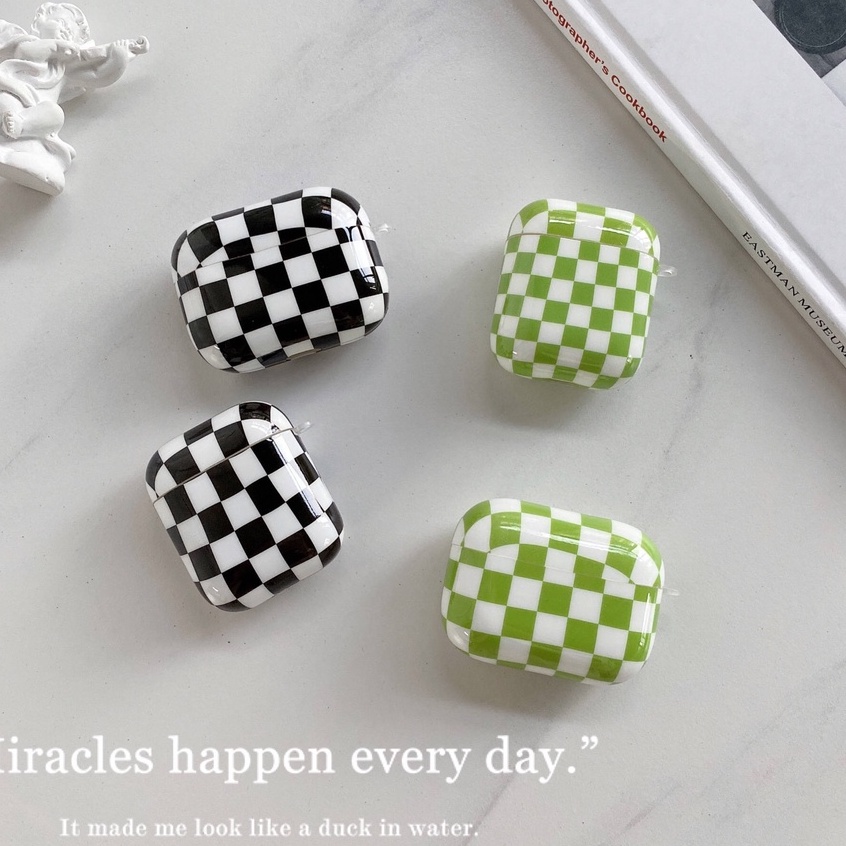 Vỏ Bảo Vệ Hộp Sạc Tai Nghe compatible AirPods3 compatible AirPods3 Pro 2Gen Màu Đen/Xanh Lá