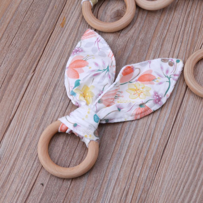Haha Đồ Chơi Treo Chất Liệu Nhựa BPA Màu Sắc Tự Nhiên Cho Bé Sơ Sinh