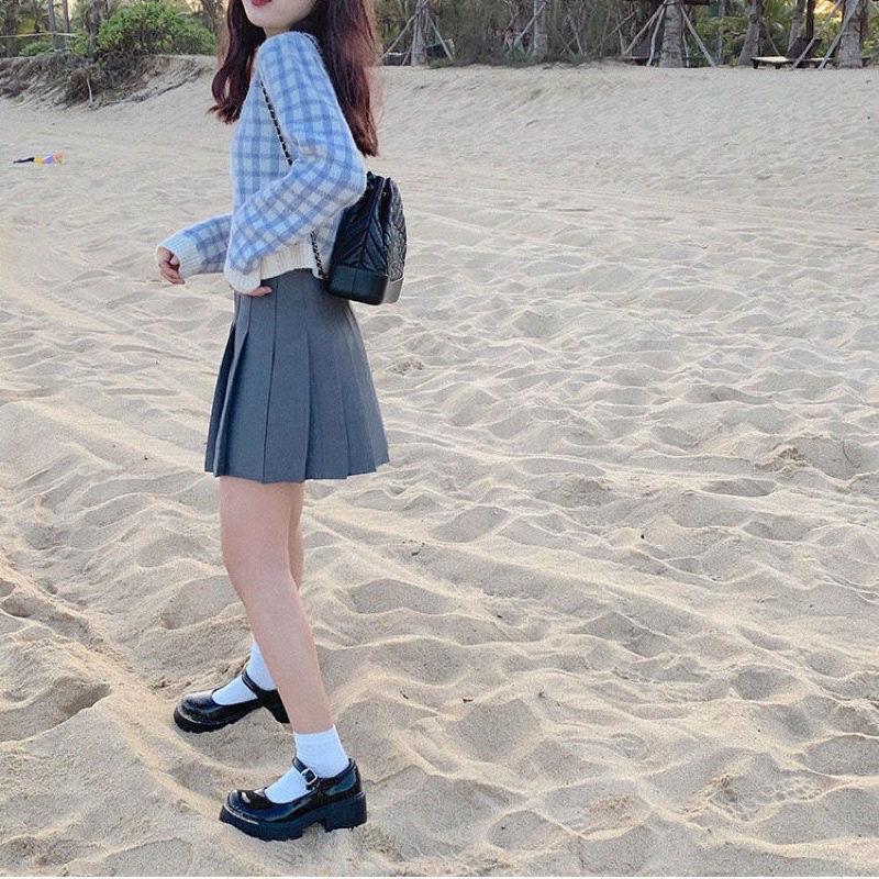 [CÒN HỒNG] Áo len dệt kim kiểu dáng crotop họa tiết kẻ mặc thu đông | BigBuy360 - bigbuy360.vn