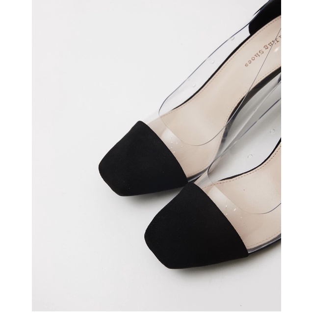 8761 - CAO GÓT ALIAS VELVET HEELS