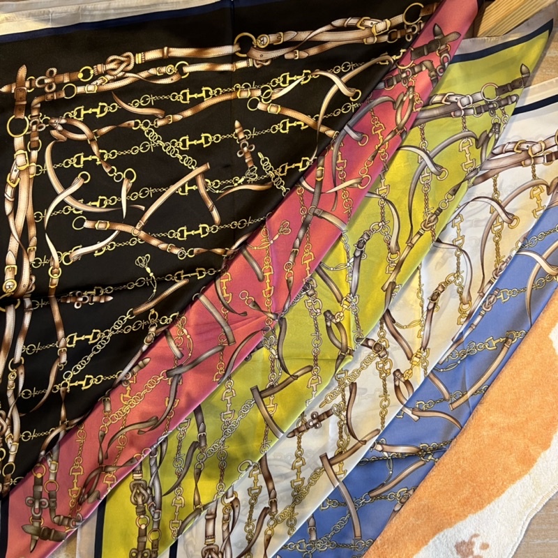 Khăn lụa vuông 70x70 turban quàng cổ,áo khăn yếm bandana thời trang đội đầu - Maben