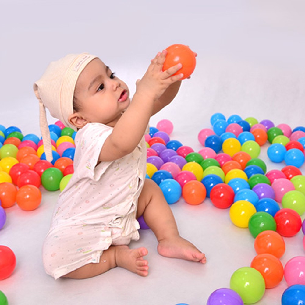 Đồ chơi ném bóng nhựa mềm màu sắc sặc sỡ cho bé