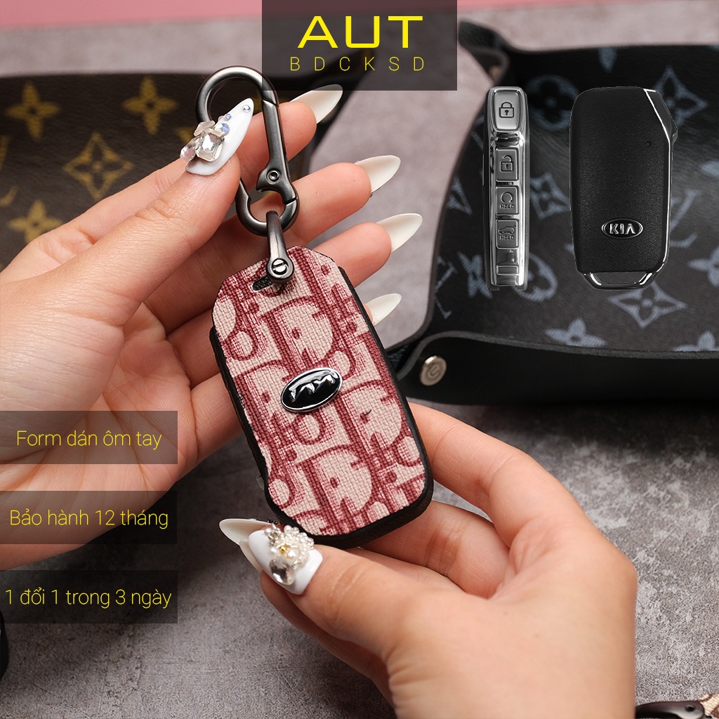 Bao da bảo vệ chìa khoá xe KIA Sorento K3 Cerato K5 4 nút bấm Dior handmade KC4 CD