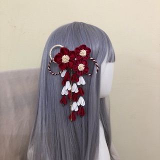 Kẹp tóc Hana Kanzashi cực xinh xắn có chuông nhỏ xinh xinh