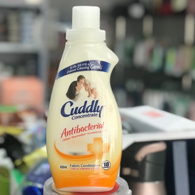 Nước Xả Vải Cuddly Concentrate Antibacterial (Màu Vàng) 450ml – Úc
