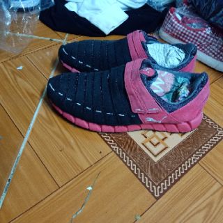 Giay tt nữ 300k/2₫