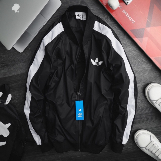 Áo gió Adidas hàng auth Cambodia ✌🏻