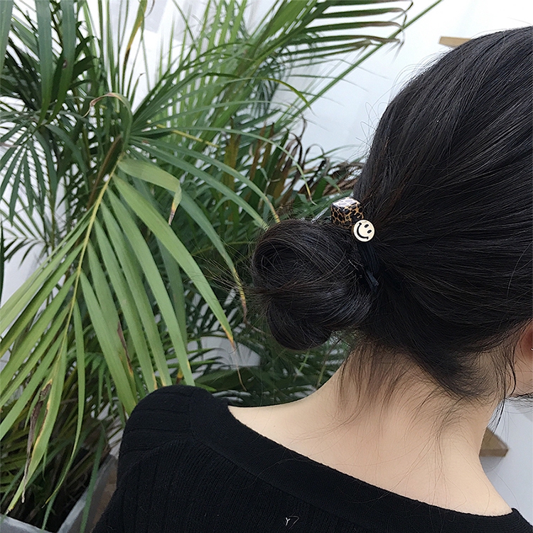 Chun buộc tóc vải phối hạt nhựa nhiều màu xinh xắn cho nữ