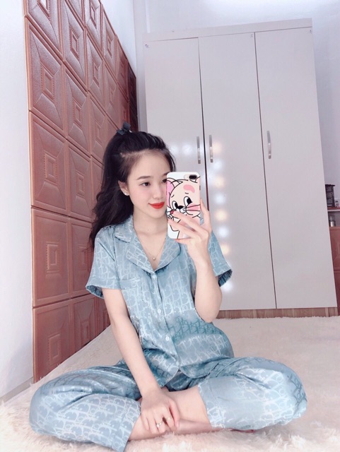 Bộ gấm áo cộc quần dài cao cấp 🔆🔆 | BigBuy360 - bigbuy360.vn