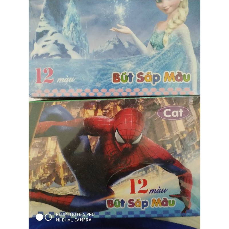 Sáp 12 màu siêu nhân