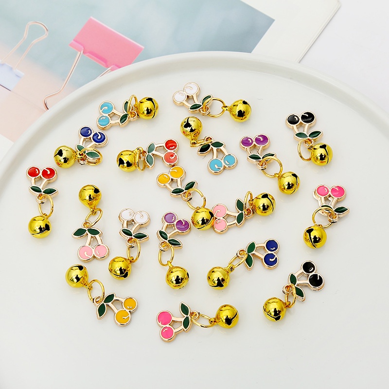 Mặt vòng cổ gắn chuông bằng kim loại họa tiết hoạt hình sáng tạo xinh xắn dành cho thú cưng