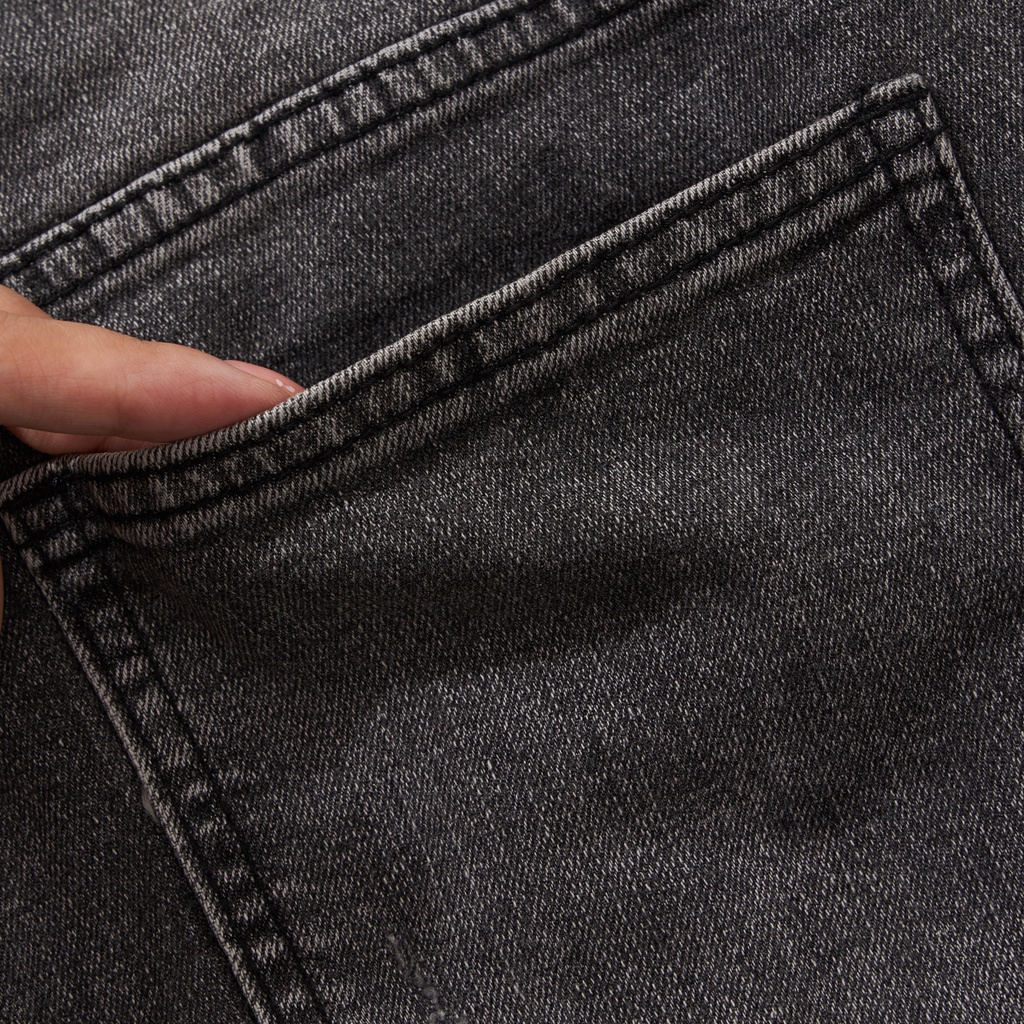 Quần Jean Nam Đen Rách ATINO Chất Liệu Jean Pha Spandex Form Slim-Fit QJ1.1035