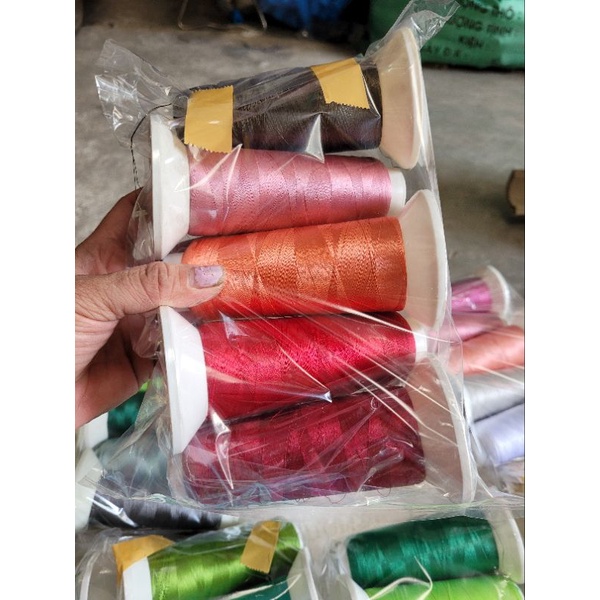 Set 5 cuộn chỉ thêu dùng cho máy thêu vì tính, máy thêu lắc tay