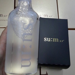 NƯỚC TẨY TRANG THẦN THÁNH SUM 