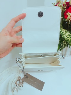 Túi CNK đính cườm hoa