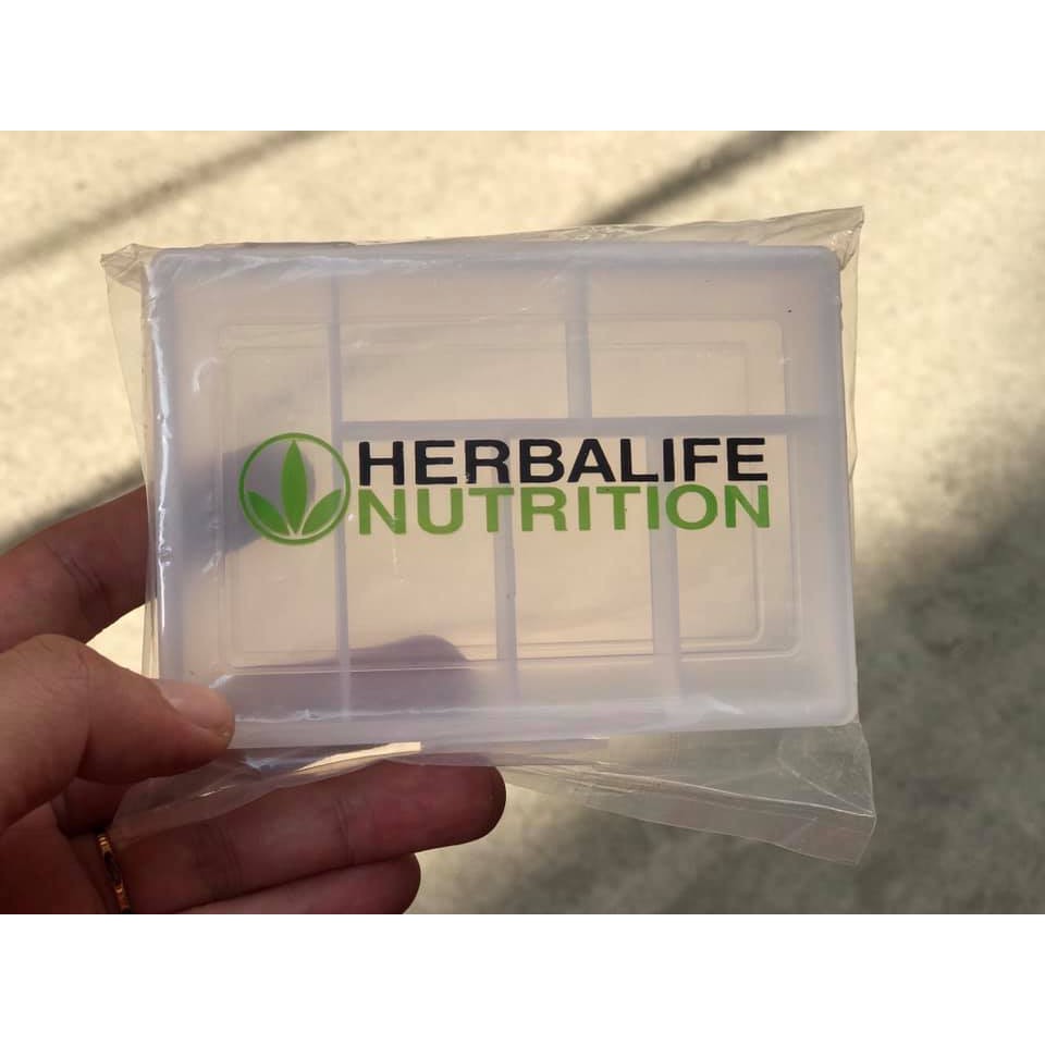 Hộp đựng vitamin cầm tay siêu tiện lợi HBL