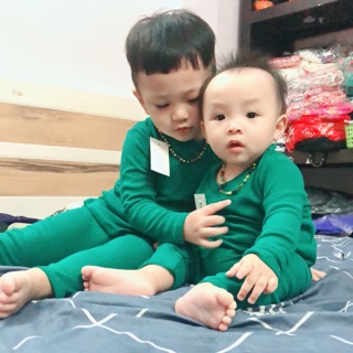 Bộ trơn bozip Carter cho bé yêu