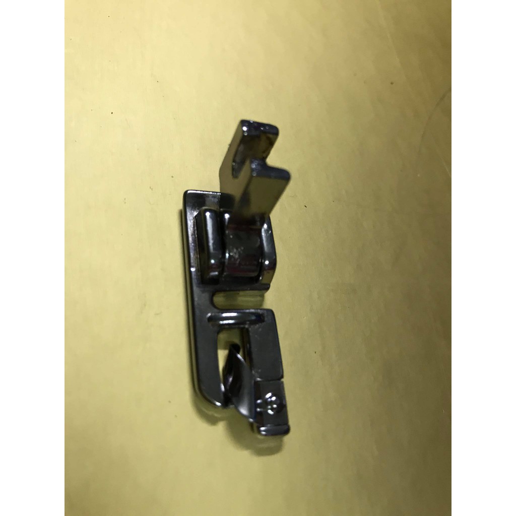 CHÂN VỊT CUỐN LAI MÁY CON BƯỚM GIA ĐÌNH , máy may con bướm