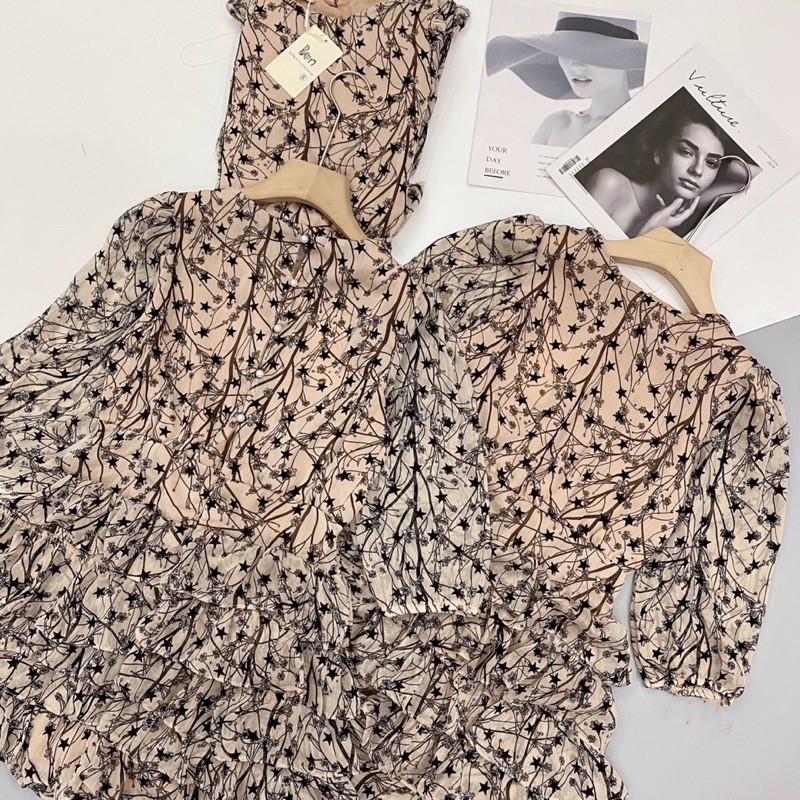 V726 Đầm Hoa Nhí Cổ Lọ Thanh Lịch , Chân Váy Xếp Bèo Sang Trọng, Vải Voan 2 Lớp Xịn Xò | BigBuy360 - bigbuy360.vn