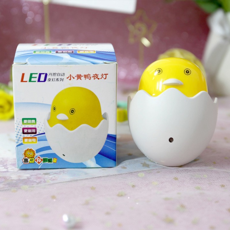 Đèn Ngủ Cảm Ứng Hình Gà Con Mini Dễ Thương FREESHIPĐèn ngủ cảm biến ánh sáng siêu tiết kiệm điện