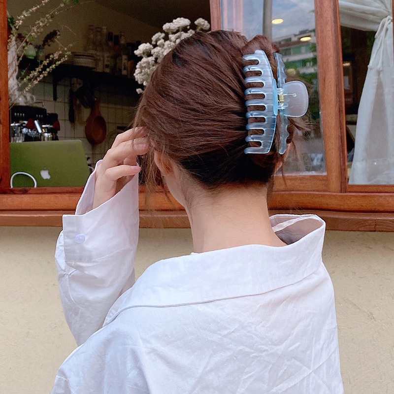 Bộ 2 Kẹp Tóc Cá Mập Màu Xanh Dương Đục Thời Trang Mùa Hè Cho Nữ