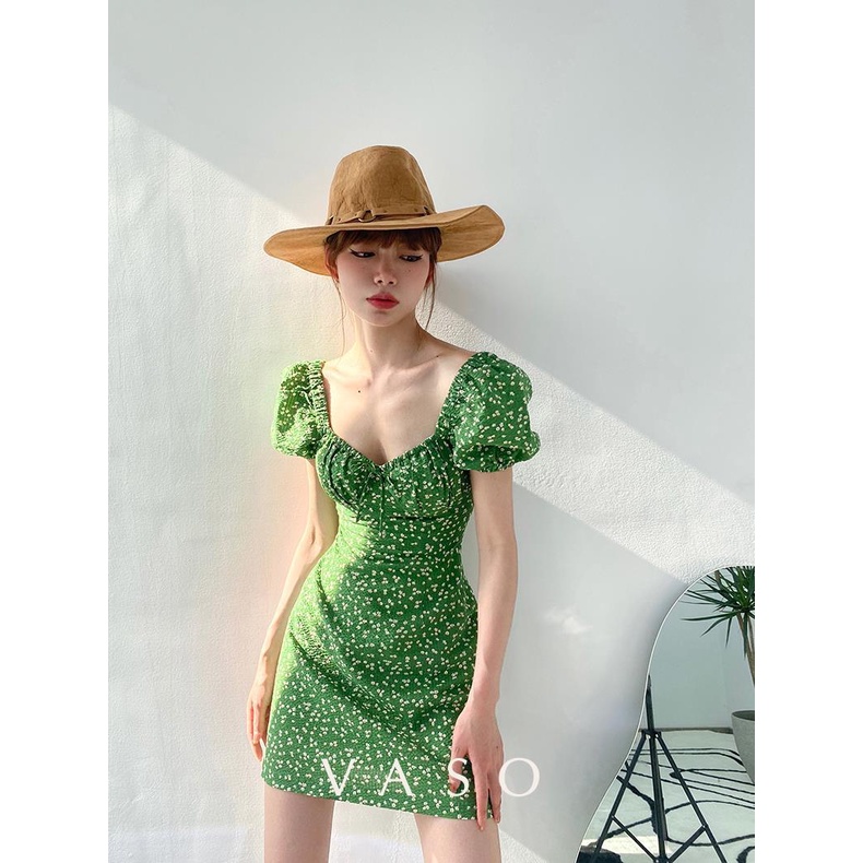 Đầm Ngắn Chiết Eo Màu Xanh Lá In Hoa Phong Cách Pháp Quyến Rũ