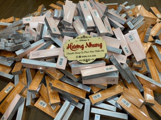 Dưỡng môi có màu típ 20g
