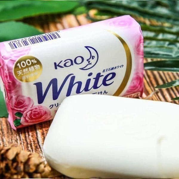 Bánh Xà Phòng Tắm, Xà Bông Dưỡng Trắng Da White KAO Hương Hoa Nhật Bản 130g - SAKUKO
