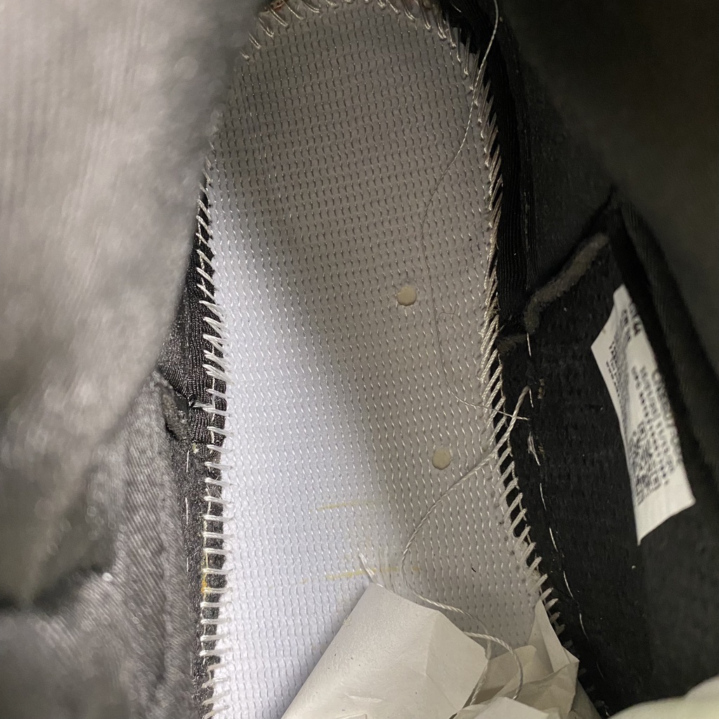 Giày sneaker Jordan 1 Satin Black Toe  - Hype Sneaker | Phiên bản best Quality .