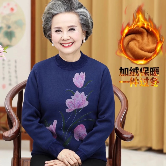 Áo len bên trong lót nỉ cực ấm cho các bu. Mẫu này đắt chút nhưng đang đồng tiền lắm ạ.