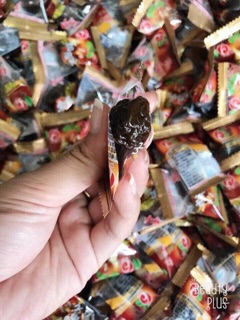 Omai mận Trung Quốc túi 500gr
