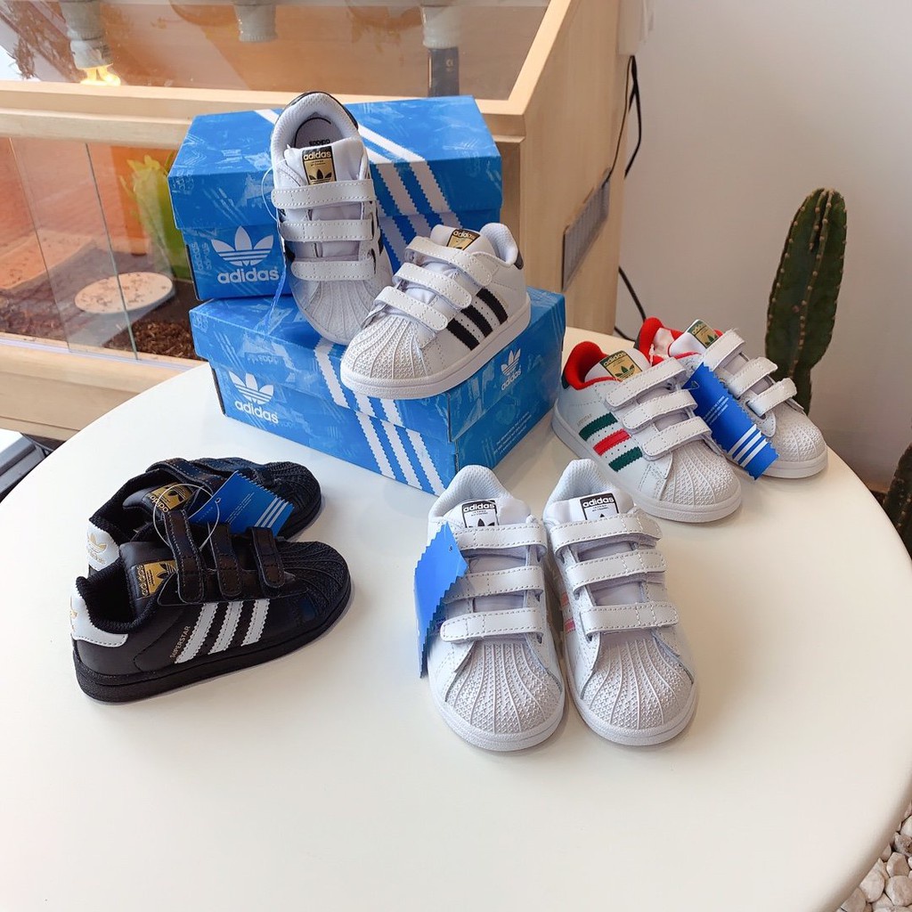 Giày thể thao Adidas 18 màu sắc bốn thế hệ kiểu dáng thời trang năng động cho bé
