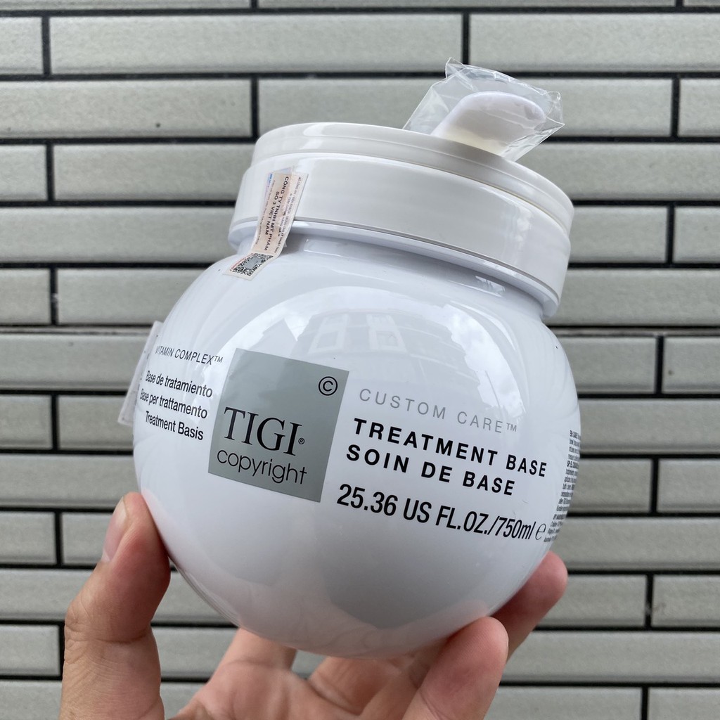 {Siêu rẻ} {Chính hãng} Kem nền chăm sóc Treatment Base Tigi Copyright 750ml