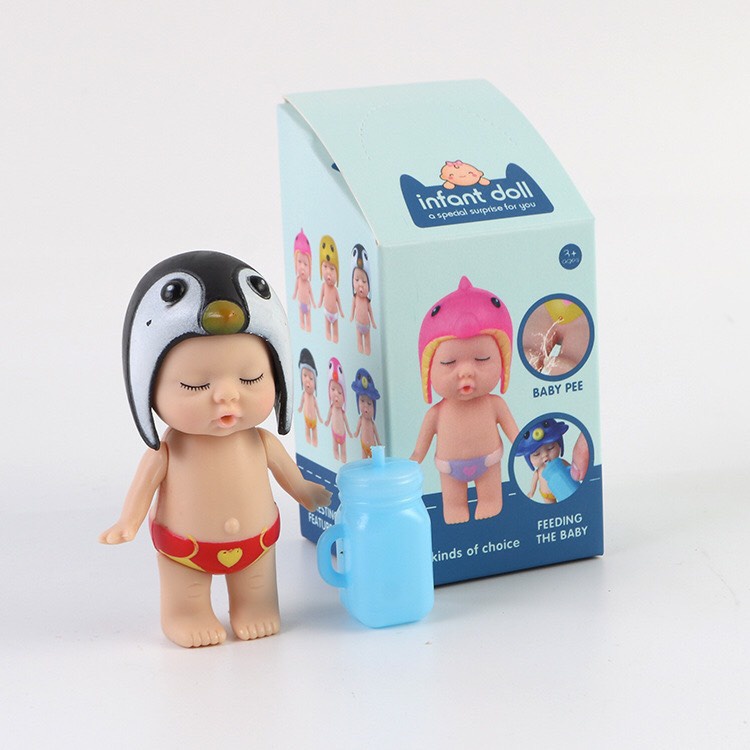 Búp bê mini em bé sơ sinh đội mũ bảo hiểm kèm bình sữa - đồ chơi - quà tặng sinh nhật cho bé - trang trí nhà cửa